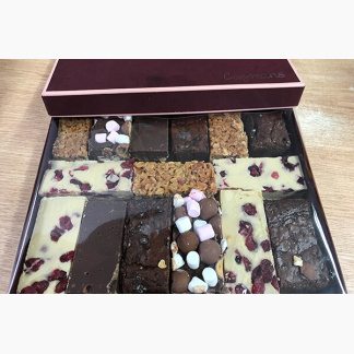 * Chocolate Brownie & Treats Deluxe Box