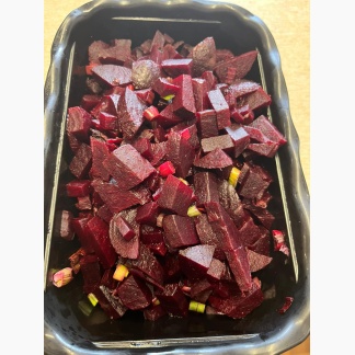 Beetroot with Sprng Onion & White Wine Vinegar 520ml tub