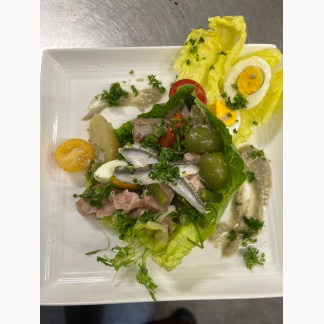 Fresh Tuna Loin Nicole’s Salad Portion